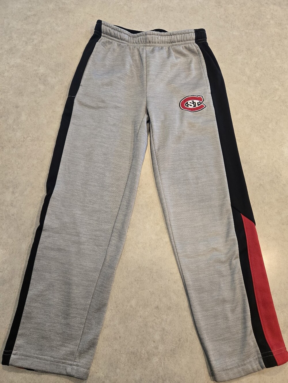 St. Cloud State Huskies - Colosseum Grey Sweatpants. Youth Small (8-10)